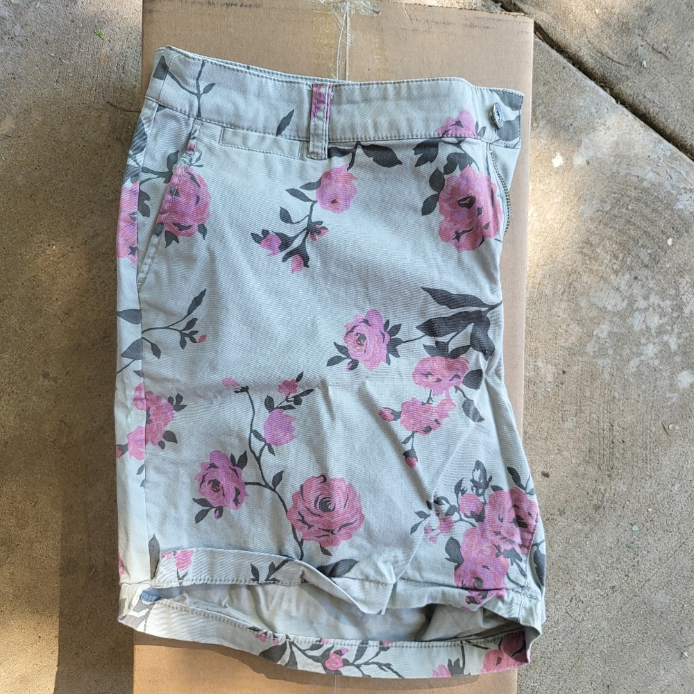 Lane Bryant Shorts light green with pink flowers size 18